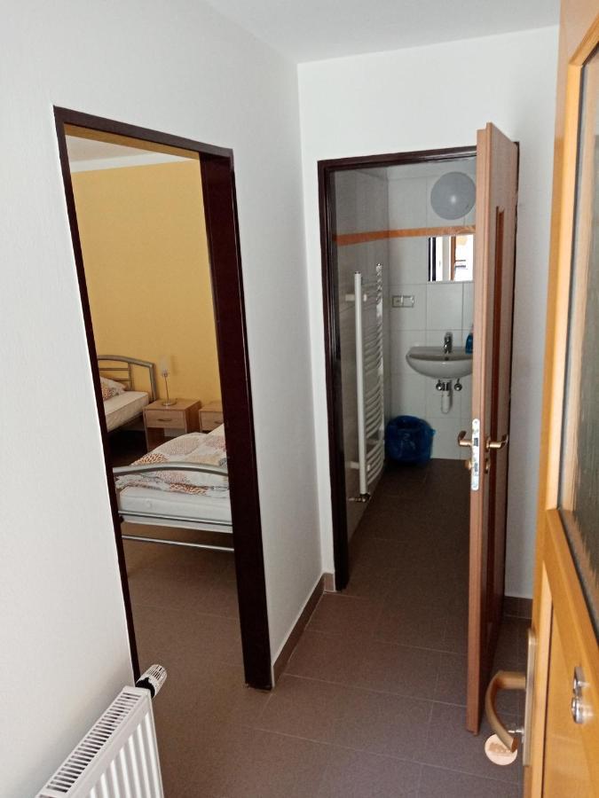 Ranc Esadera Hotel Zatavi Luaran gambar